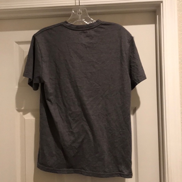 t-shirt Gray Stripe Short Sleeve Shirt Boys Size S - Picture 2 of 4